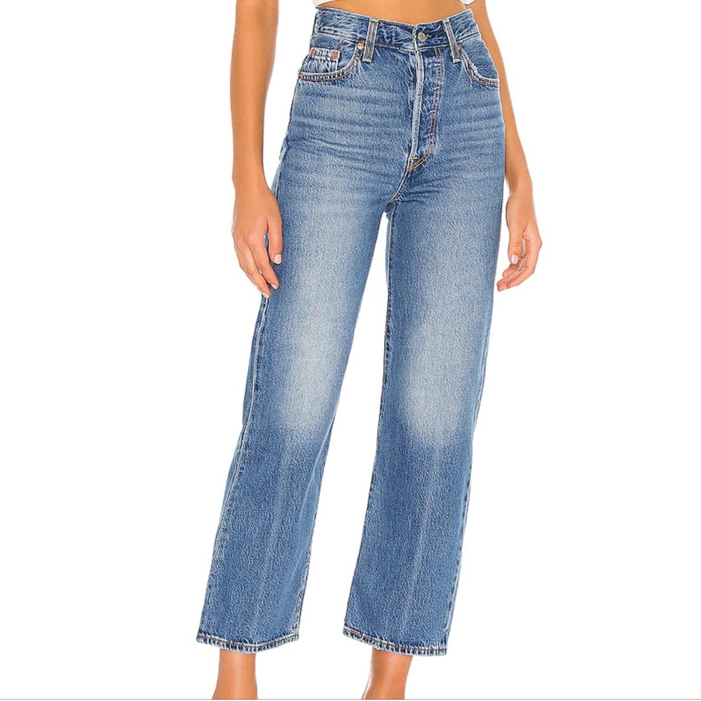 Levi’s ribcage ankle straight jeans